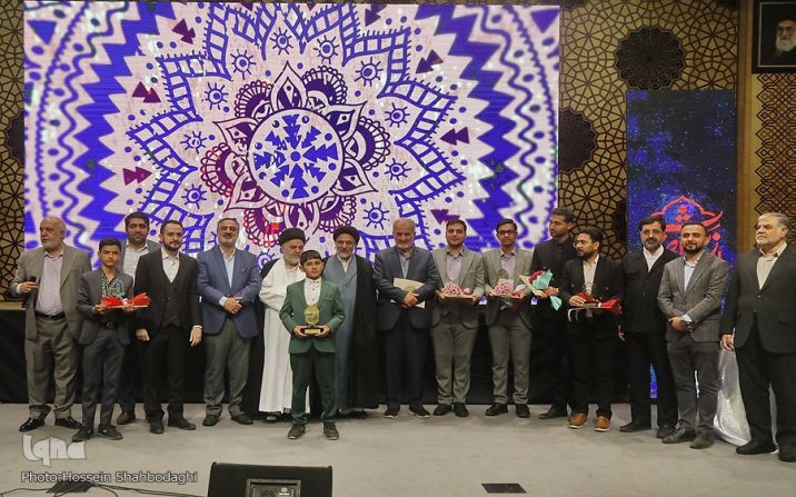 برگزیدگان نخستین دوره مسابقات قرآنی «زین الاصوات»معرفی و تجلیل شدند